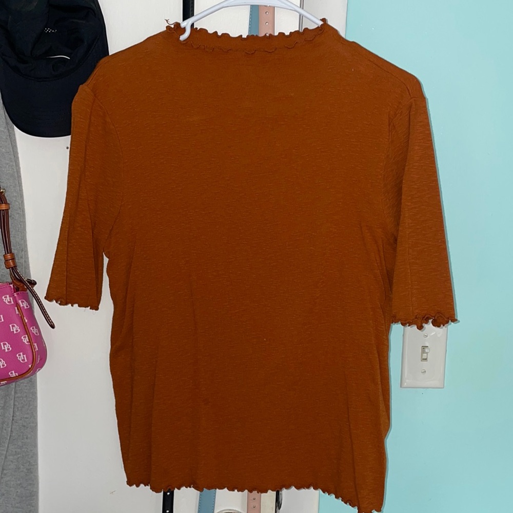 orange half sleeve ruffled top 🧡